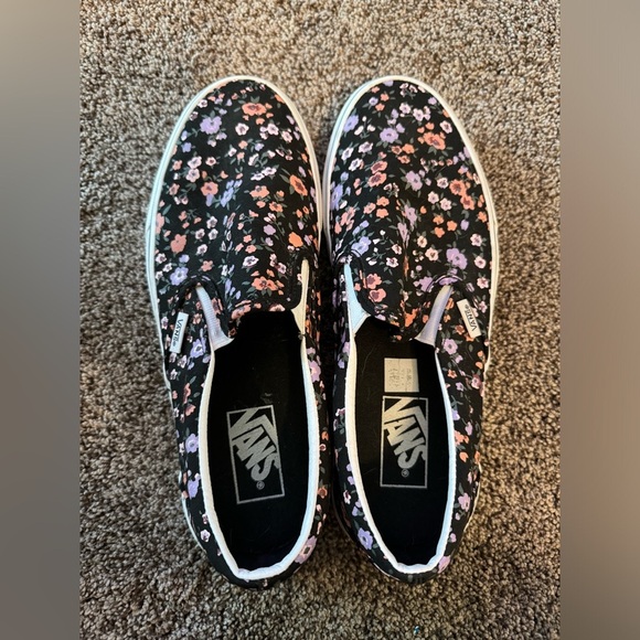 VANS, classic slip on, floral print, size 10, EXCELLENT condition - Picture 1 of 6